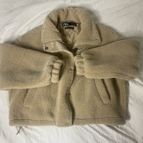 Zara Jacket - Picture 1 of 4